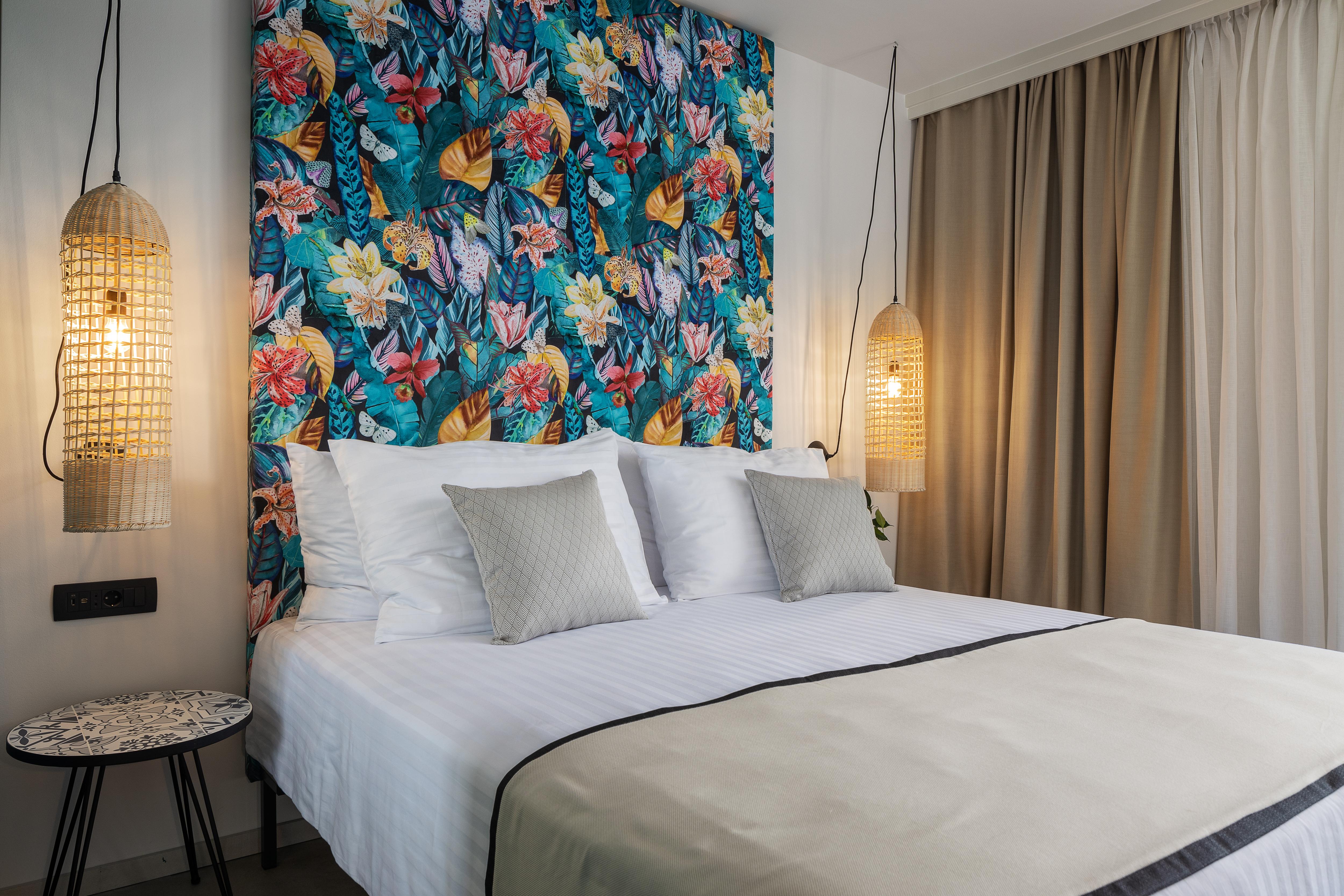 Places Dalmacija By Valamar มาคาร์สกา ภายนอก รูปภาพ